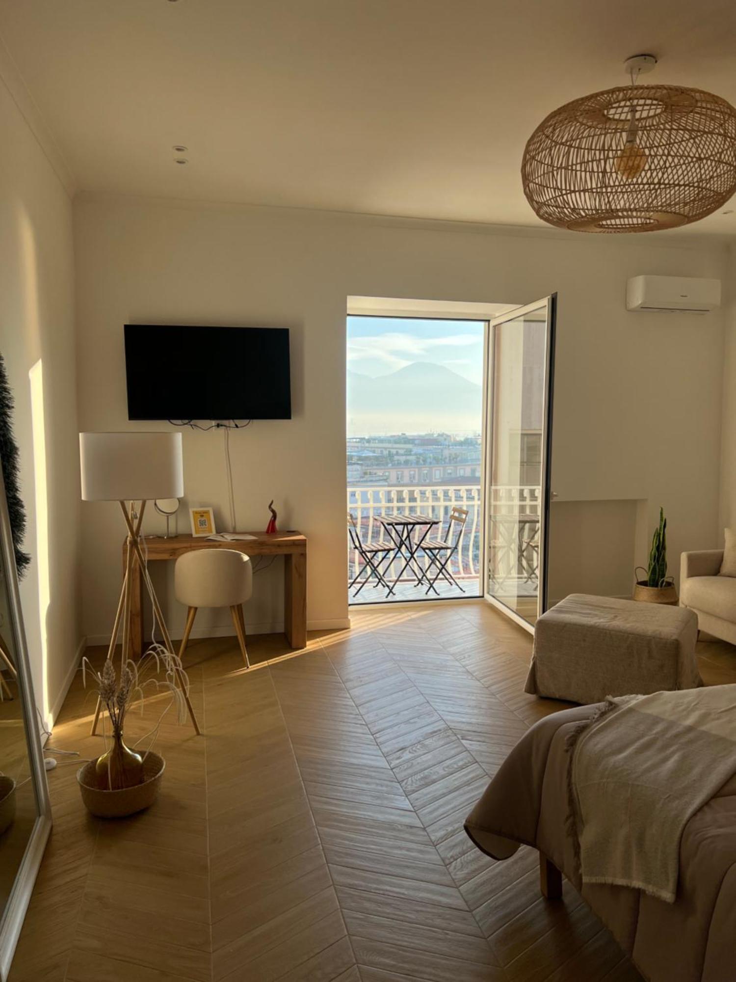 Gennarino Apartments - Panorama Suite With Balcony And Urban Loft Neapel Exteriör bild