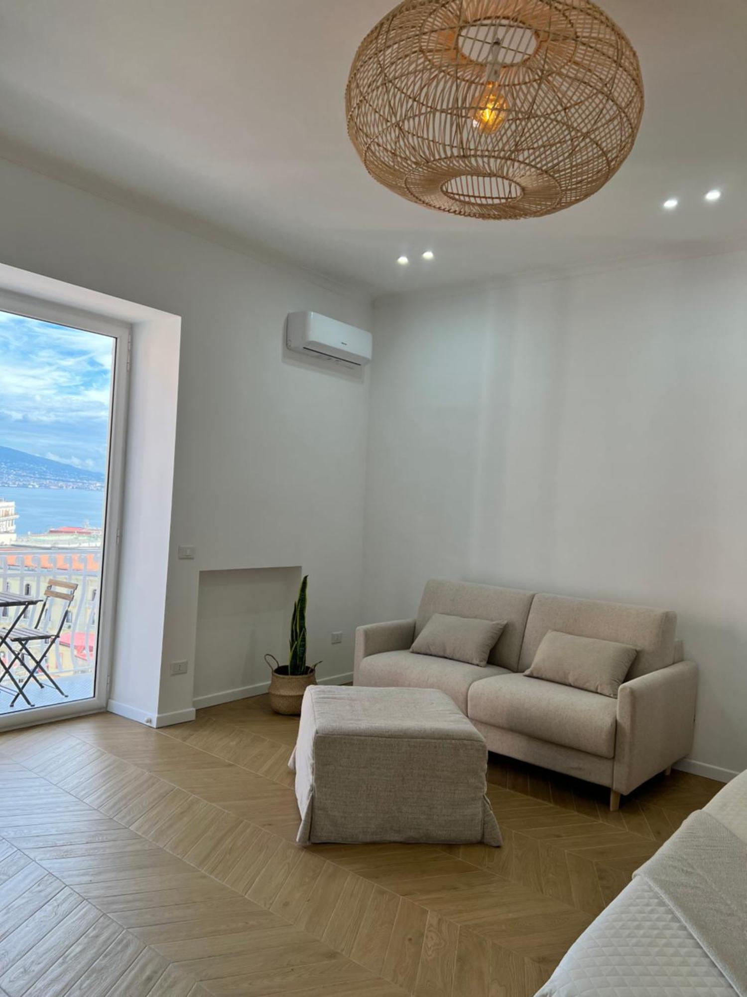 Gennarino Apartments - Panorama Suite With Balcony And Urban Loft Neapel Exteriör bild