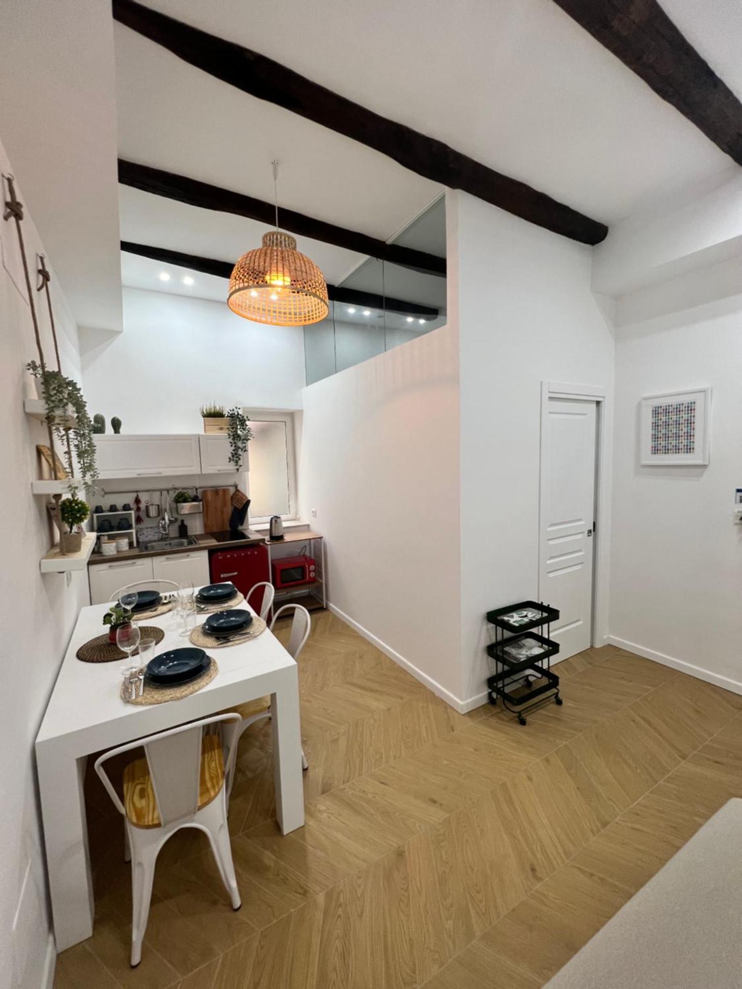 Gennarino Apartments - Panorama Suite With Balcony And Urban Loft Neapel Exteriör bild